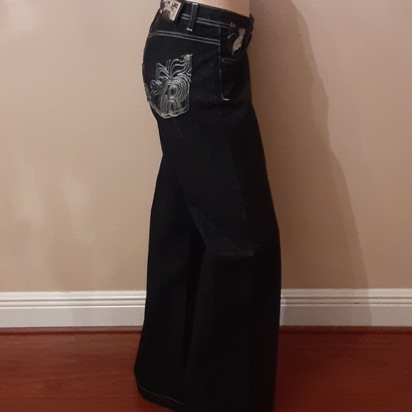 Apple Bottom Flare Leg Jeans - Picture 5 of 13